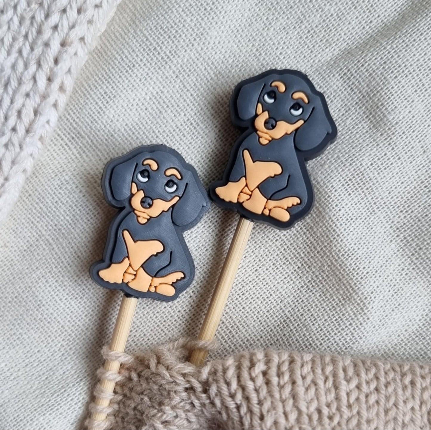 Svart Dachs - Maskestoppere