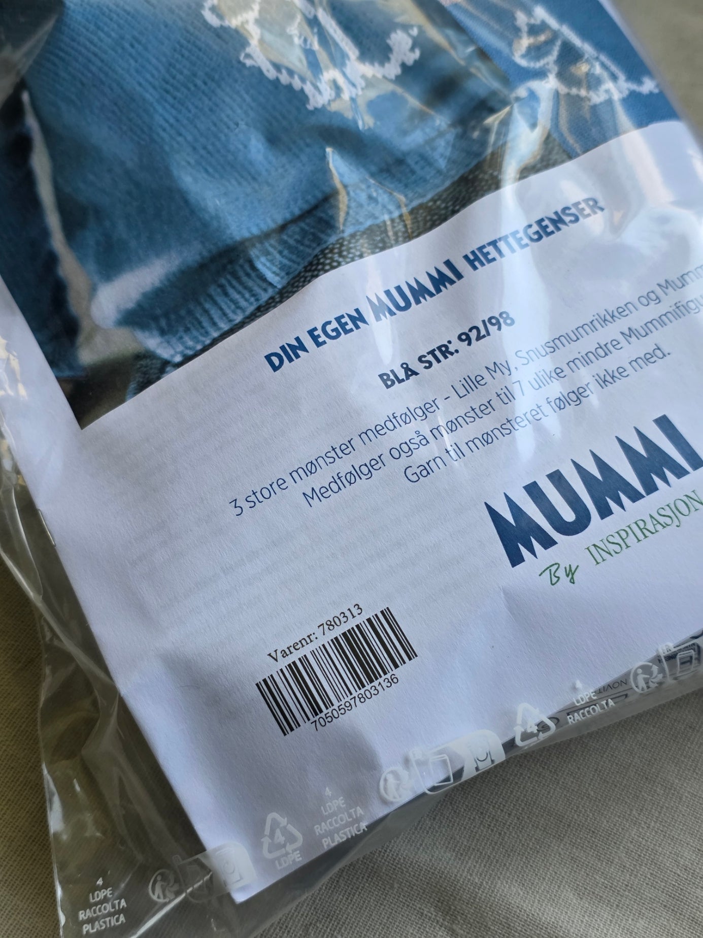 (NYHET) Garnpakke - Hettegenser Mummitrollet