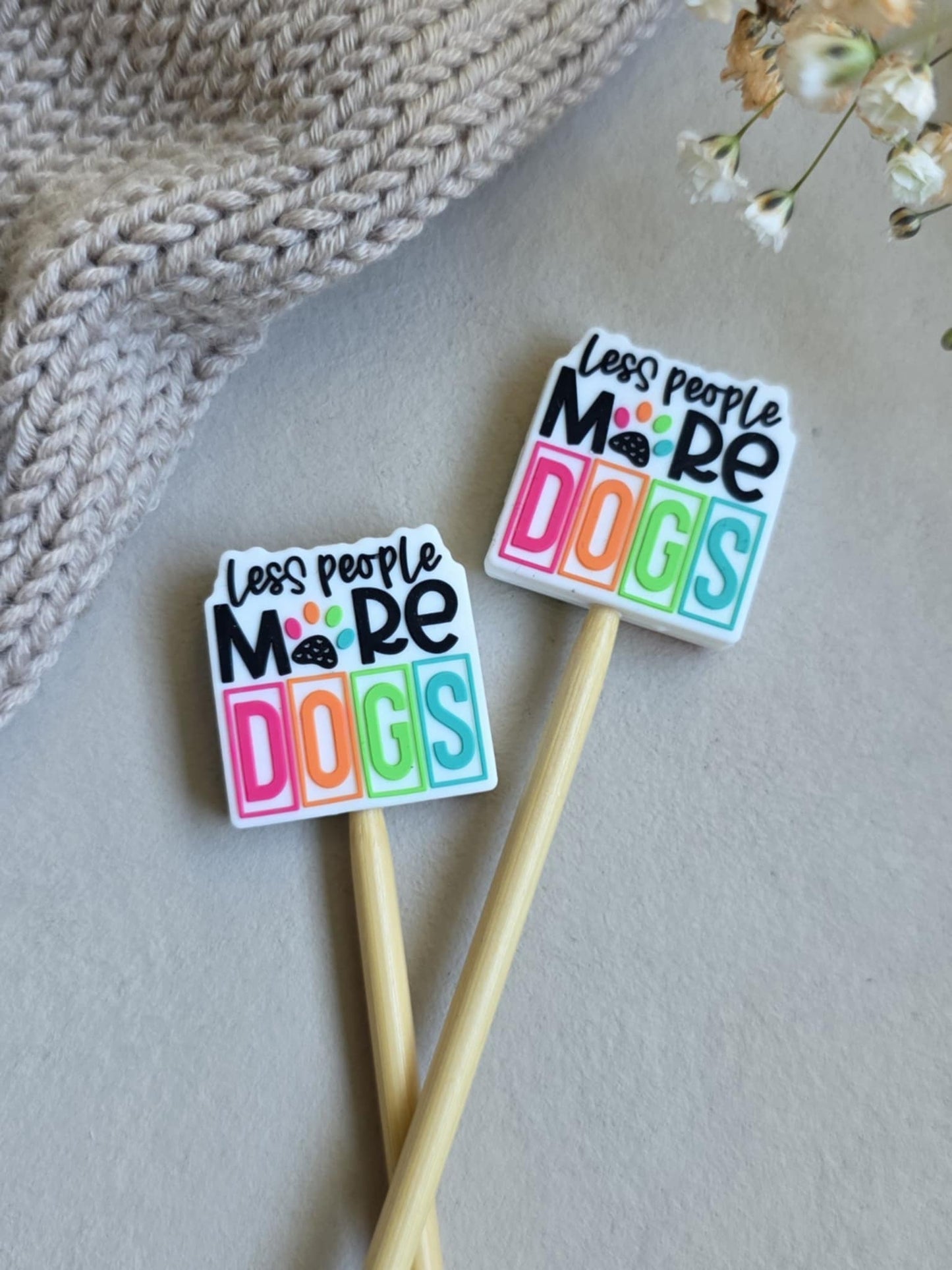 Less people, more dogs - Maskestoppere
