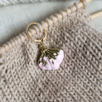 Skjell med liten hvit perle - Maskemarkør