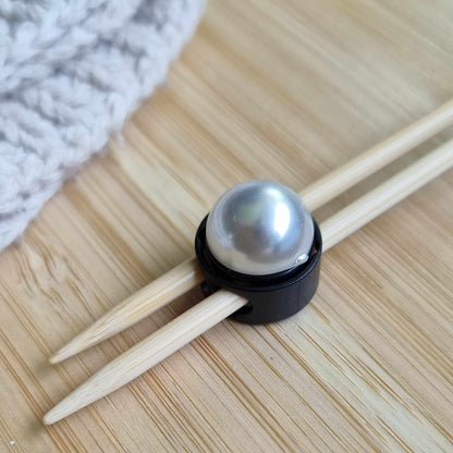 Maskestopper med perle